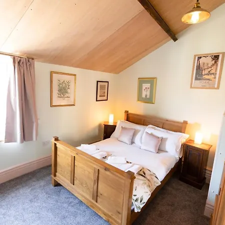 Lägenhet Oliver's View Stunning And Location Free Parking- Yorkshire Coast Lets.