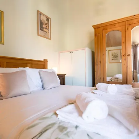 Oliver's View Stunning And Location Free Parking- Yorkshire Coast Lets. Appartamento Scarborough