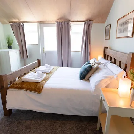 Oliver's View Stunning And Location Free Parking- Yorkshire Coast Lets. Appartamento